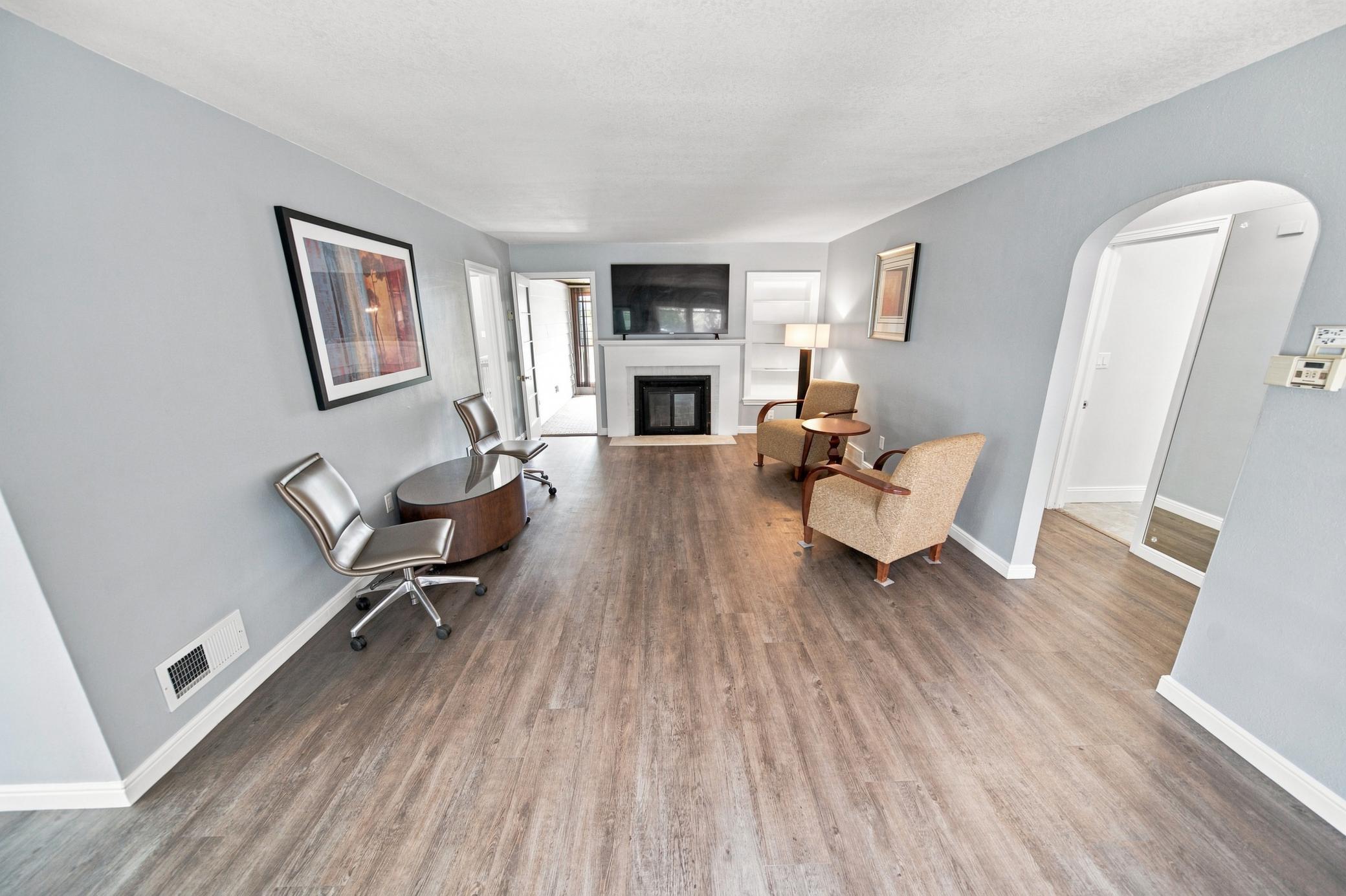 432 16th Avenue Southwest Rochester, MN 55902 - Photo 2 of 44 Gallery Image 2