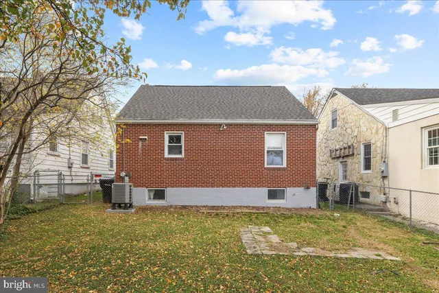 $1,500 | 312 Shawnee Avenue, Winchester, VA 22601