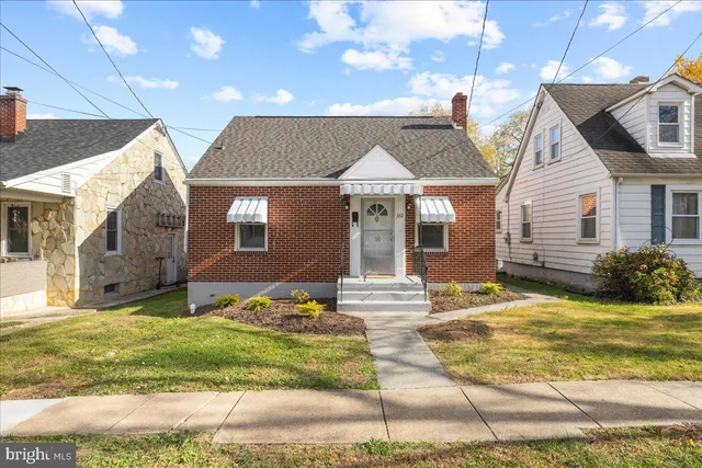 $1,500 | 312 Shawnee Avenue, Winchester, VA 22601