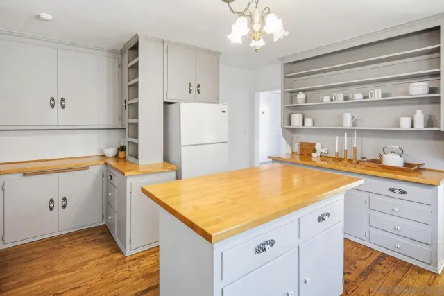 $3,199,000 | 4422 Leon Street, San Diego, CA 92107