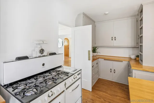 $3,199,000 | 4422 Leon Street, San Diego, CA 92107