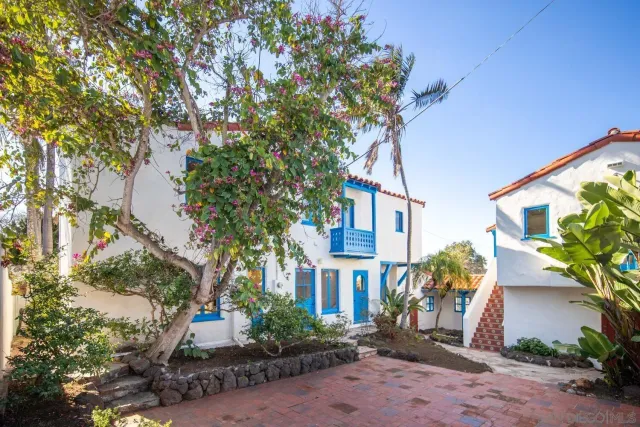 $3,199,000 | 4422 Leon Street, San Diego, CA 92107