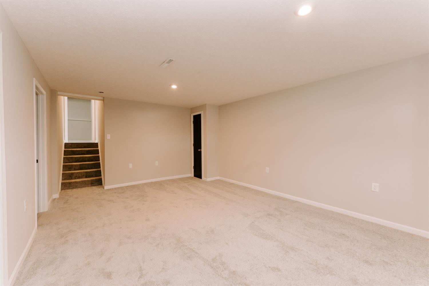9017 Wilson Road Waynesville, OH 45068 - Photo 28 of 32 Gallery Image 28