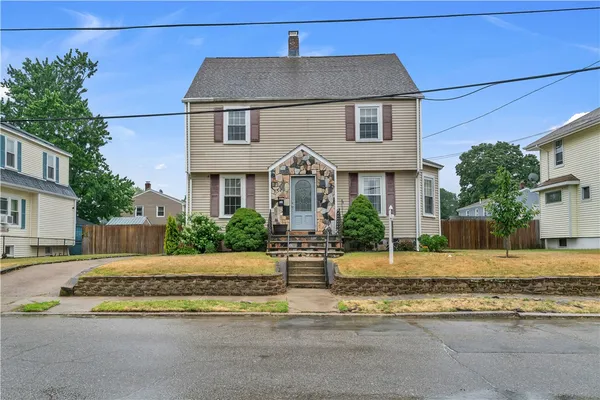 $489,900 | 86 Westwood Avenue, Cranston, RI 02905