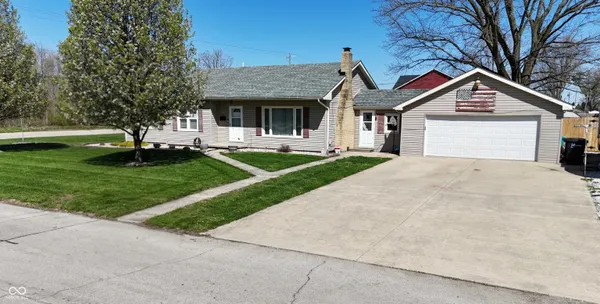 $210,000 | 900 North J Street, Elwood, IN 46036