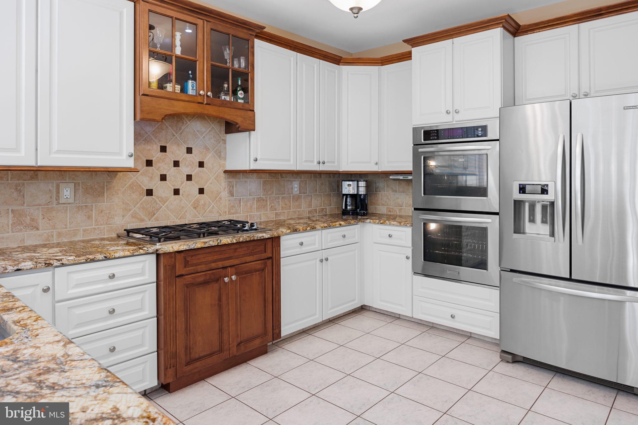 4 Bridle Path Southampton, PA 18966 - Photo 8 of 26 Kitchen