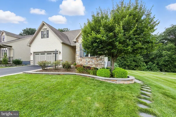 $715,000 | 230 Honeycroft Boulevard, Cochranville, PA 19330