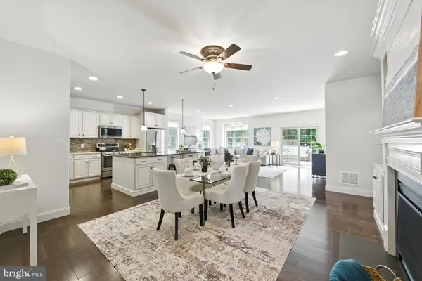 $715,000 | 230 Honeycroft Boulevard, Cochranville, PA 19330