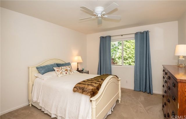 $2,350,000 | 524 North Meadows Avenue, Manhattan Beach, CA 90266