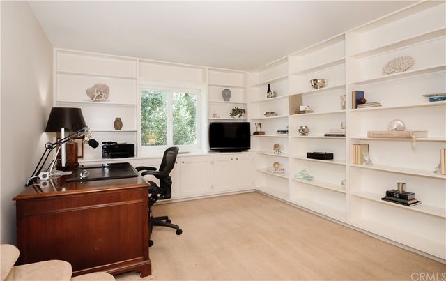 $2,350,000 | 524 North Meadows Avenue, Manhattan Beach, CA 90266