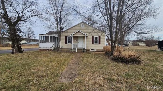 $75,000 | 502 South 3rd Street, Pacific, MO 63069