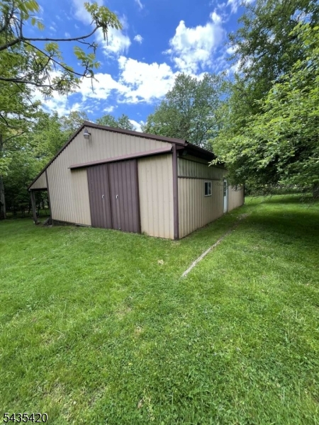 619 Foothill Road Bridgewater, NJ 08807 - Photo 6 of 23 a backyard of a house with lots of green space