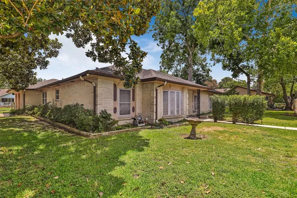 $3,300 | 3720 Gano Street, Houston, TX 77009