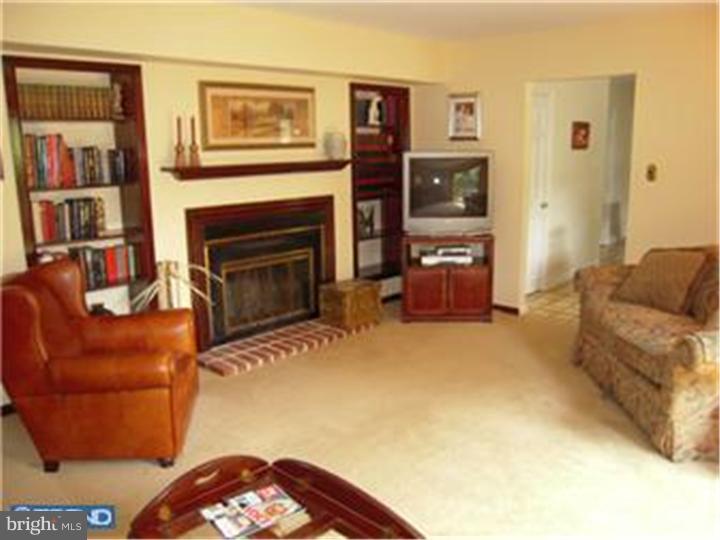 1377 Argyle Road Berwyn, PA 19312 - Photo 11 of 19 Gallery Image 11