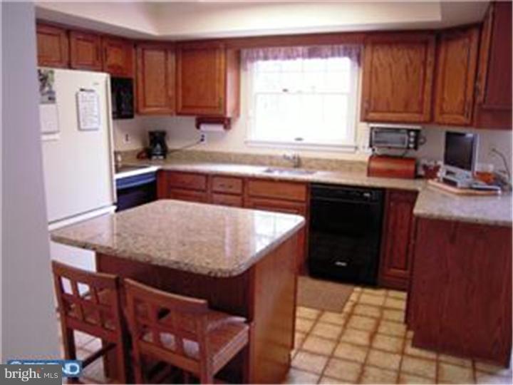 1377 Argyle Road Berwyn, PA 19312 - Photo 12 of 19 Gallery Image 12