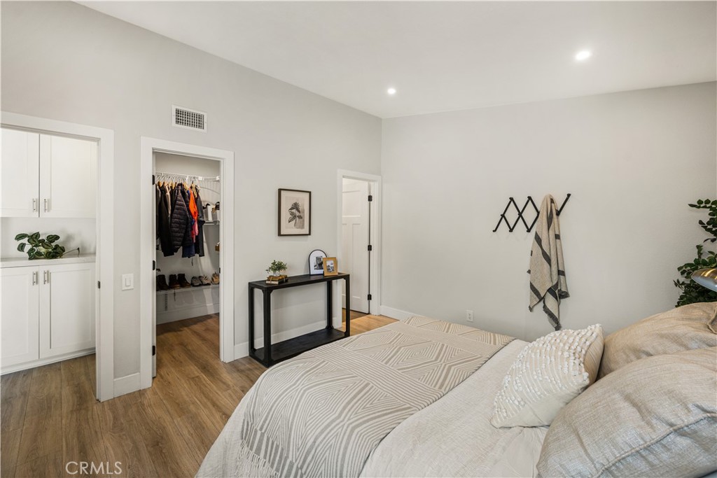 32 Acorn, Unit 15 Irvine, CA 92604 - Photo 8 of 51