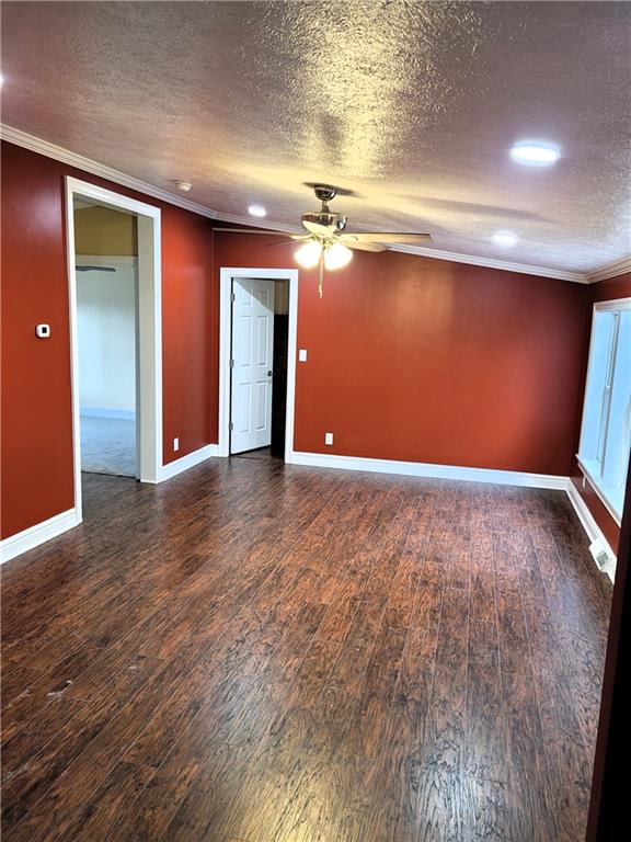 839 Hummingbird Lane Apollo, PA 15613 - Photo 16 of 26 a view of an empty room