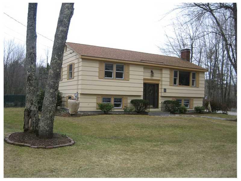 18 Philip Street Cumberland Center, ME 04021 - Photo 2 of 16 Exterior Front.