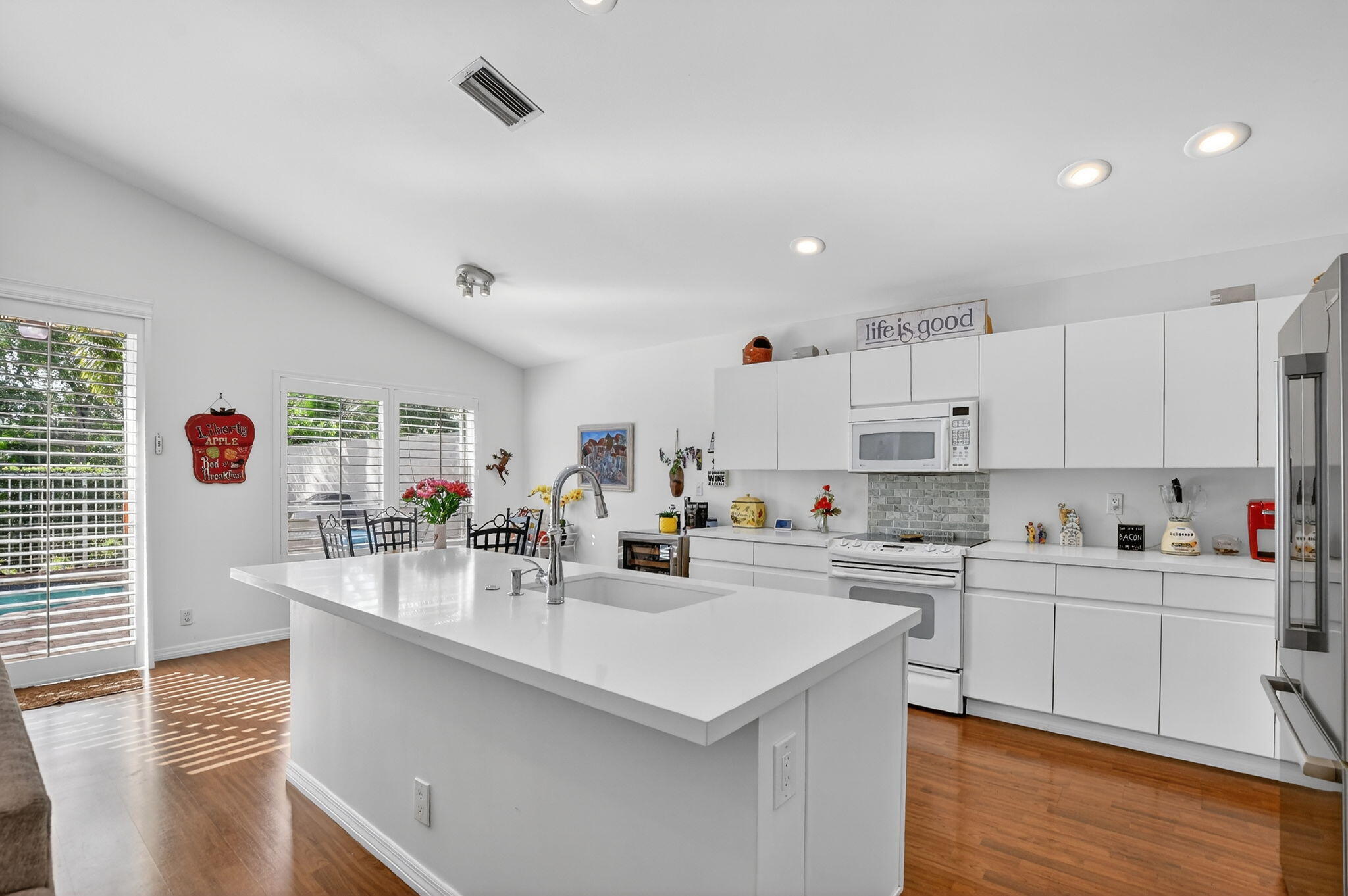 6305 Via Palladium Boca Raton, FL 33433 - Photo 16 of 87 Kitchen