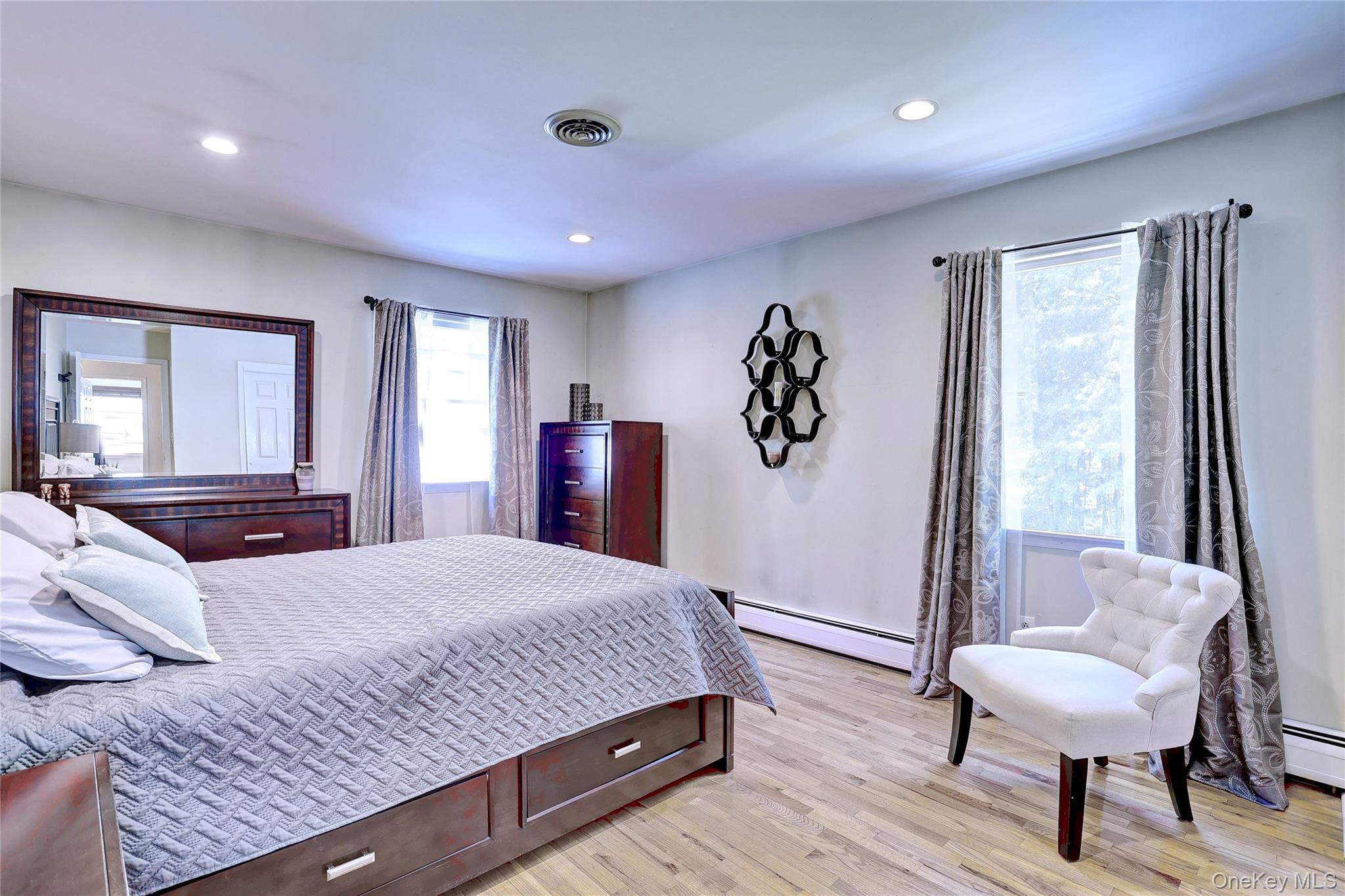 561 New Hempstead Road Spring Valley, NY 10977 - Photo 16 of 27