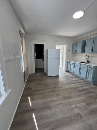 $2,050 | 133 Ash Street, Unit 2, Bridgeport, CT 06605