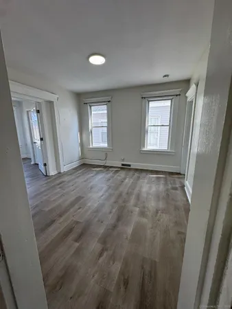 $2,050 | 133 Ash Street, Unit 2, Bridgeport, CT 06605