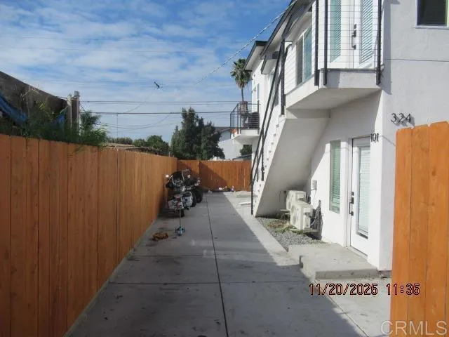 $1,900 | 324 South Pardee Street, Unit 202, San Diego, CA 92113