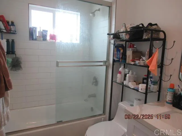 $1,900 | 324 South Pardee Street, Unit 202, San Diego, CA 92113