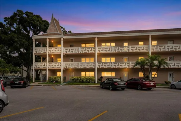 $249,999 | 2435 Sumatran Way, Unit 23, Clearwater, FL 33763
