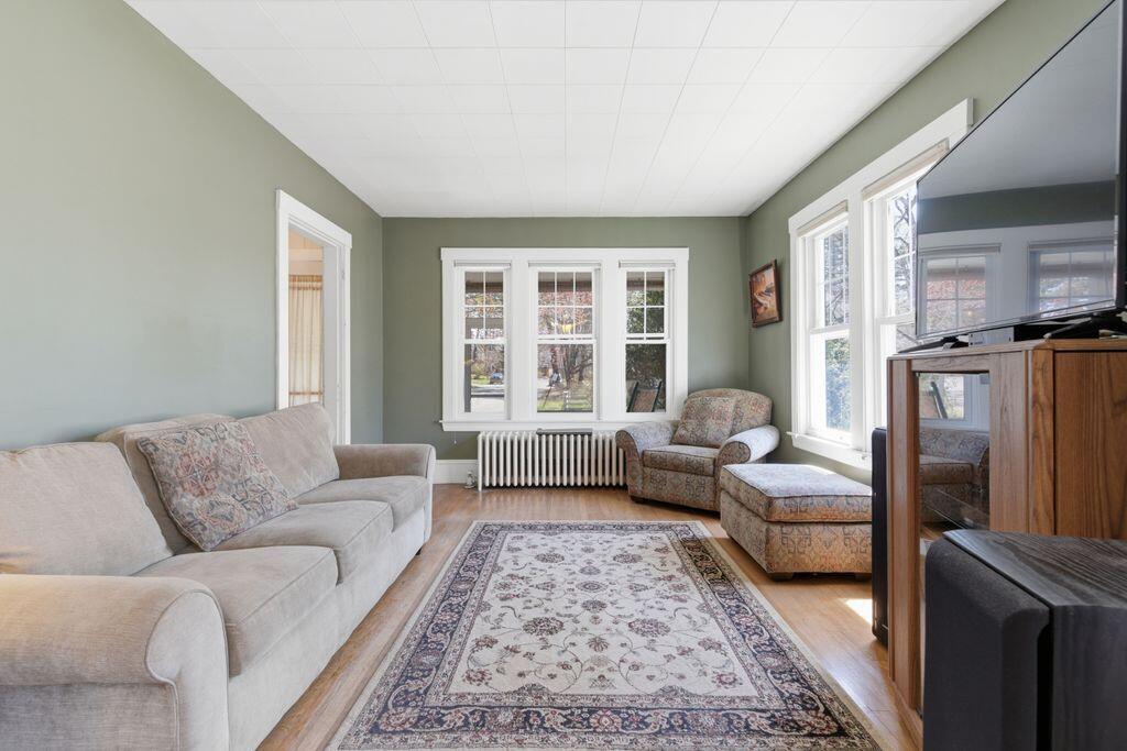 18 Byfield Road Portland, ME 04103 - Photo 6 of 33 6_DSC02556