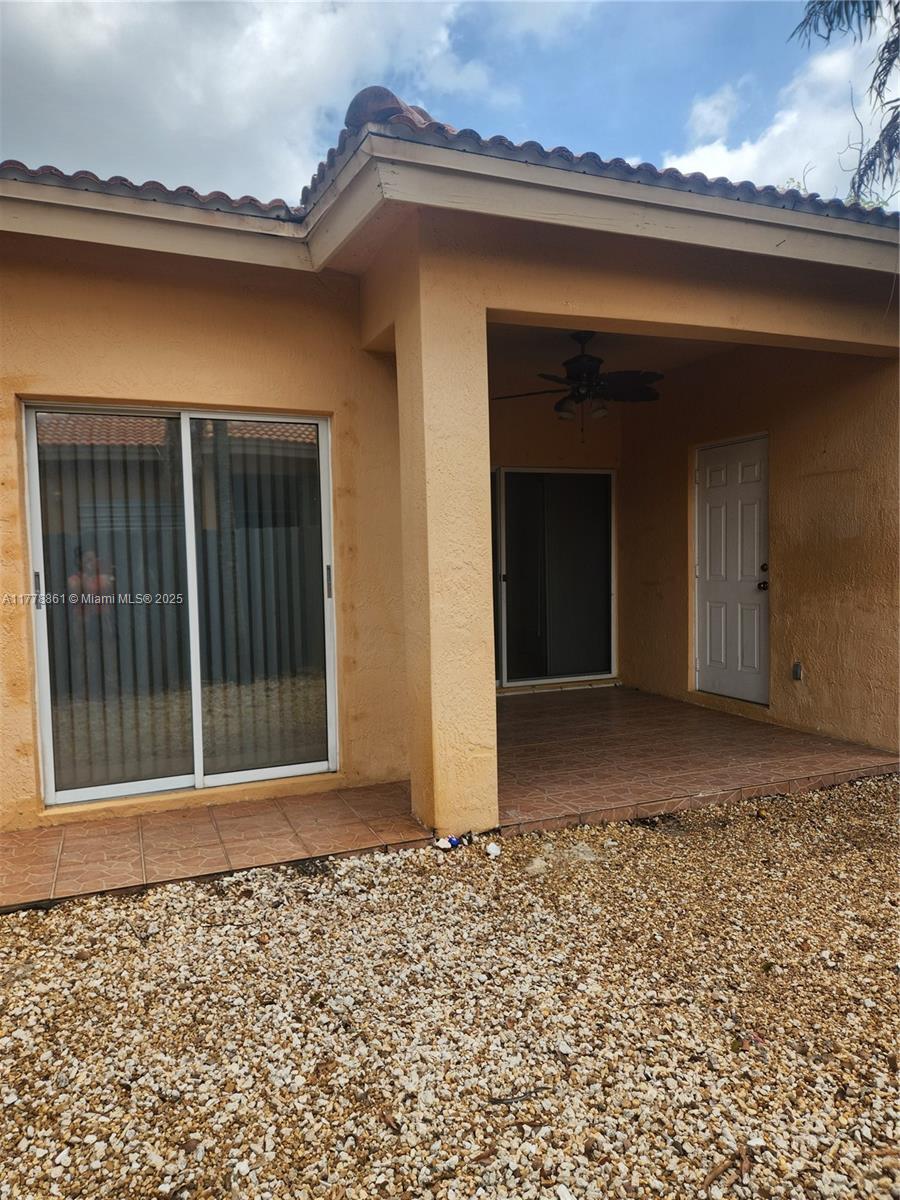 8118 Northwest 200th Street Hialeah, FL 33015 - Photo 36 of 39