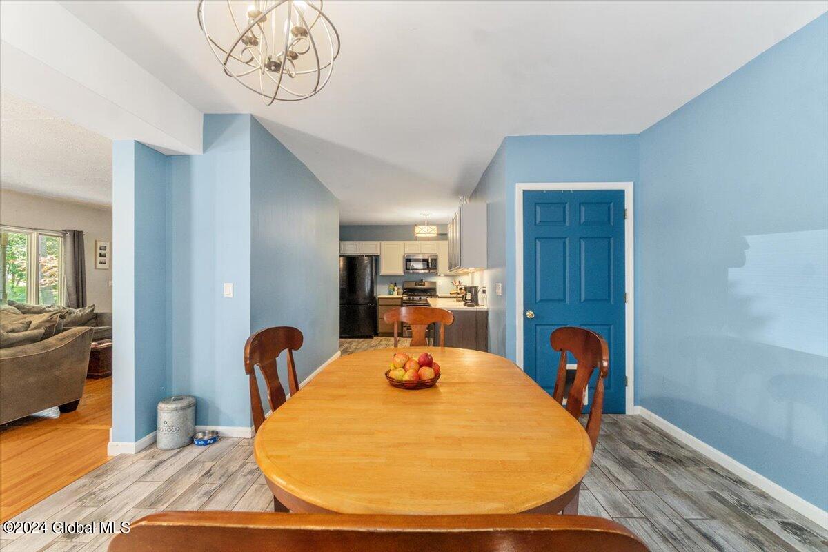 146 Gordon Road Rotterdam, NY 12306 - Photo 13 of 49 24-DSC02137