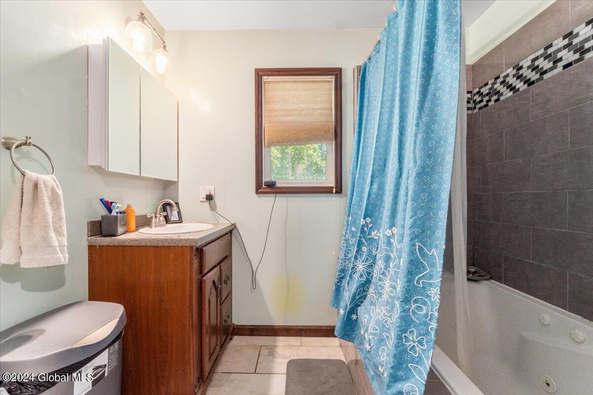 146 Gordon Road Rotterdam, NY 12306 - Photo 31 of 49 42-DSC02174