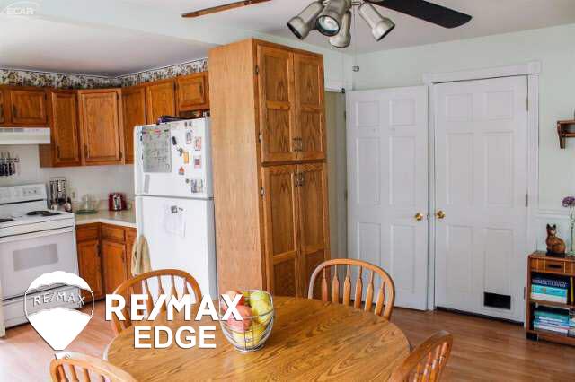 6053 North State Road Davison, MI 48423 - Photo 4 of 18 21168126-3.JPG