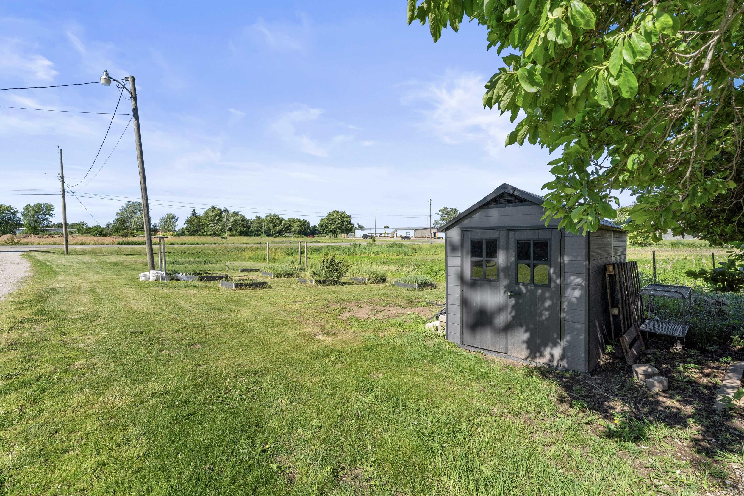 8040 Territorial Road Watervliet, MI 49098 - Photo 41 of 45 dsc07148