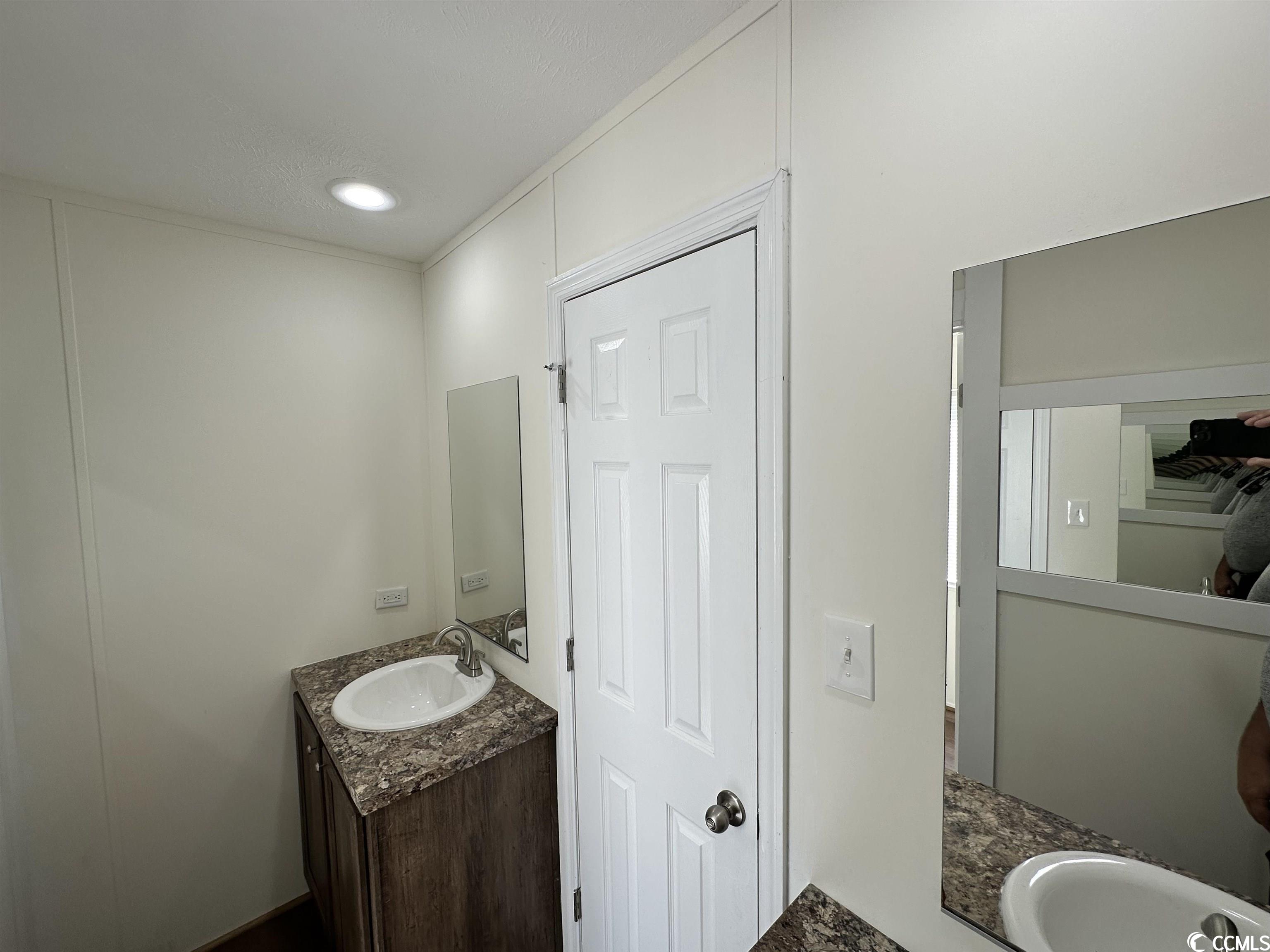 4186 Double Dee Road Aynor, SC 29511 - Photo 10 of 17 Gallery Image 10