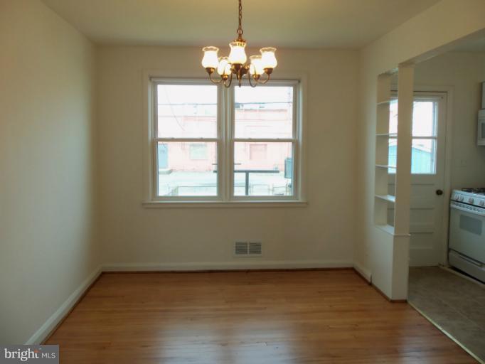 3432 Dunran Road Dundalk, MD 21222 - Photo 24 of 30 Dining Room