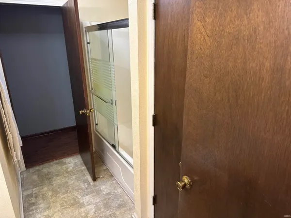 1112 Orchard Circle, Bluffton, IN 46714