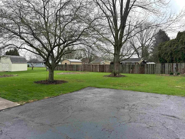 1112 Orchard Circle, Bluffton, IN 46714