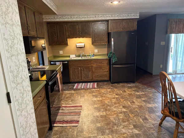 1112 Orchard Circle, Bluffton, IN 46714