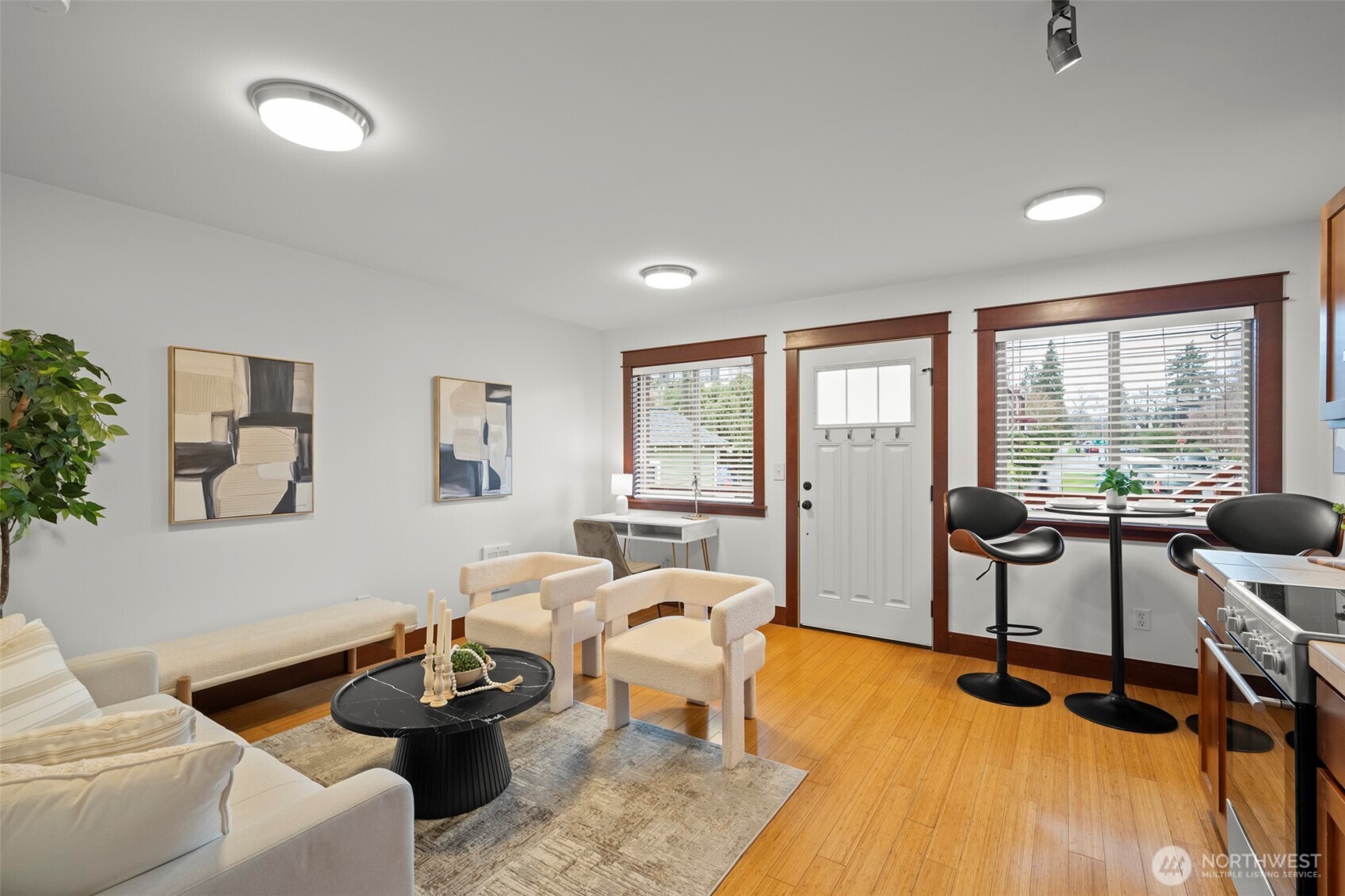 461 North 45th Street, Unit 1 Seattle, WA 98103 - Photo 11 of 20
