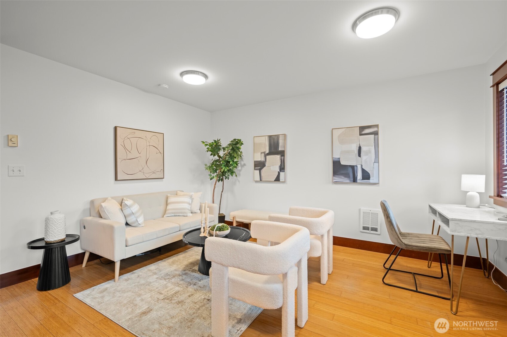 461 North 45th Street, Unit 1 Seattle, WA 98103 - Photo 4 of 20