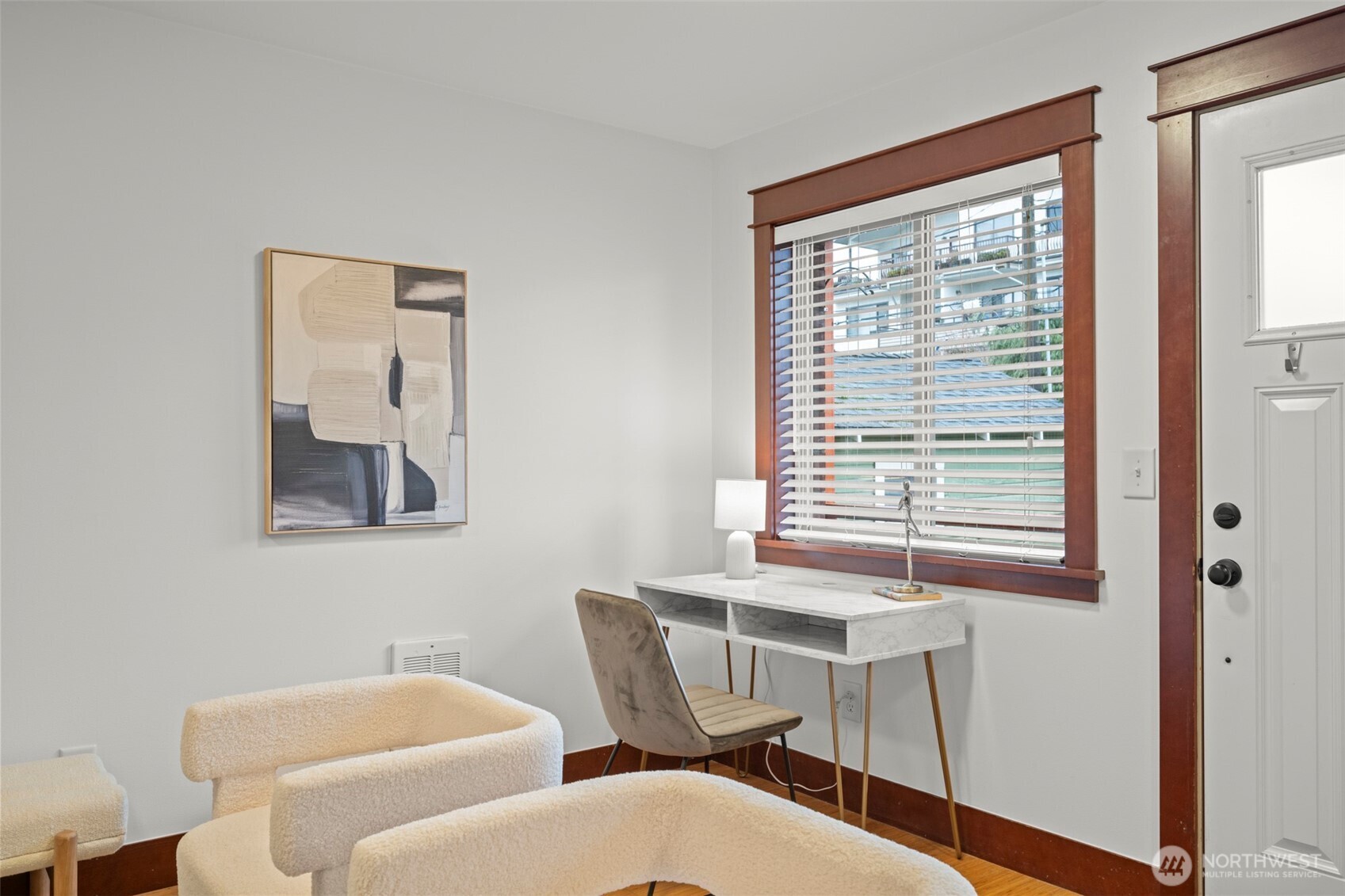 461 North 45th Street, Unit 1 Seattle, WA 98103 - Photo 5 of 20