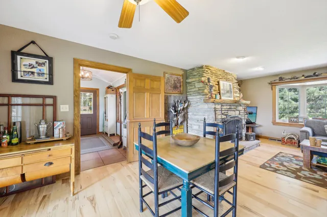 $810,000 | S31W37307 School Section Lake Road, Ottawa, WI 53118