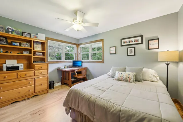 $810,000 | S31W37307 School Section Lake Road, Ottawa, WI 53118