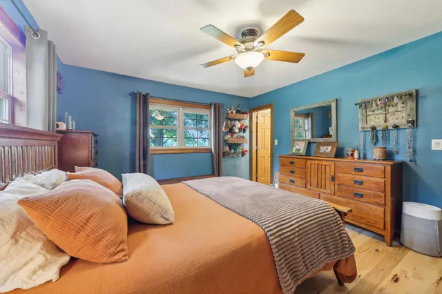 $810,000 | S31W37307 School Section Lake Road, Ottawa, WI 53118