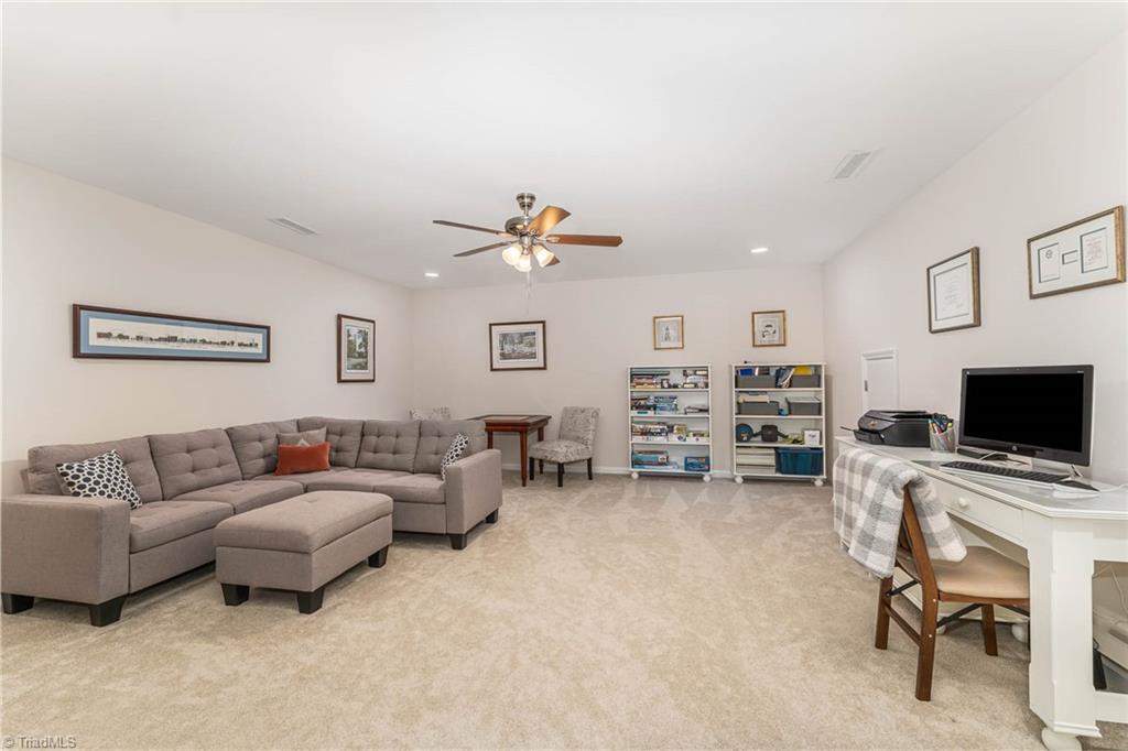 3953 Amber Meadows High Point, NC 27265 - Photo 16 of 30