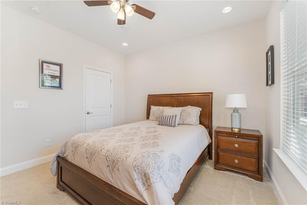 3953 Amber Meadows High Point, NC 27265 - Photo 10 of 30
