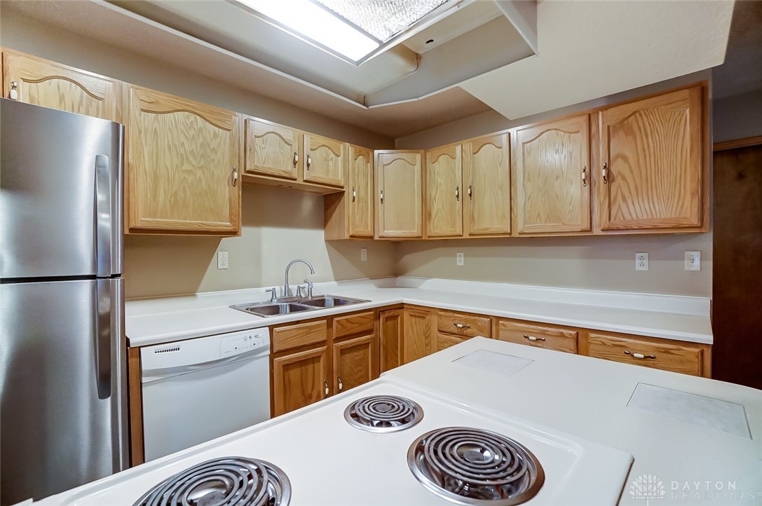 1843 Rice Boulevard, Unit 1843 Fairborn, OH 45324 - Photo 12 of 31
