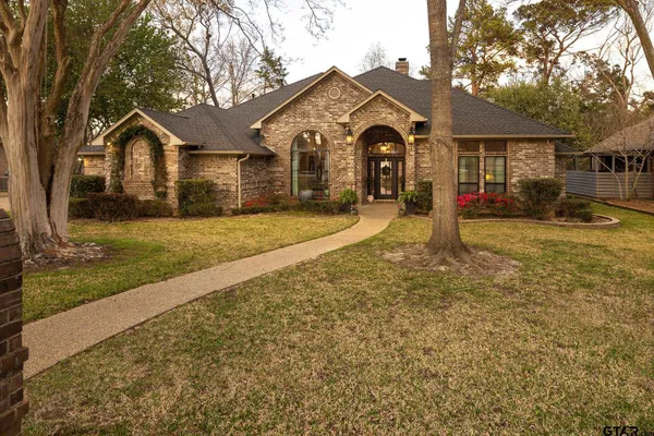 $549,900 | 4010 Pinecreek Drive, Tyler, TX 75707